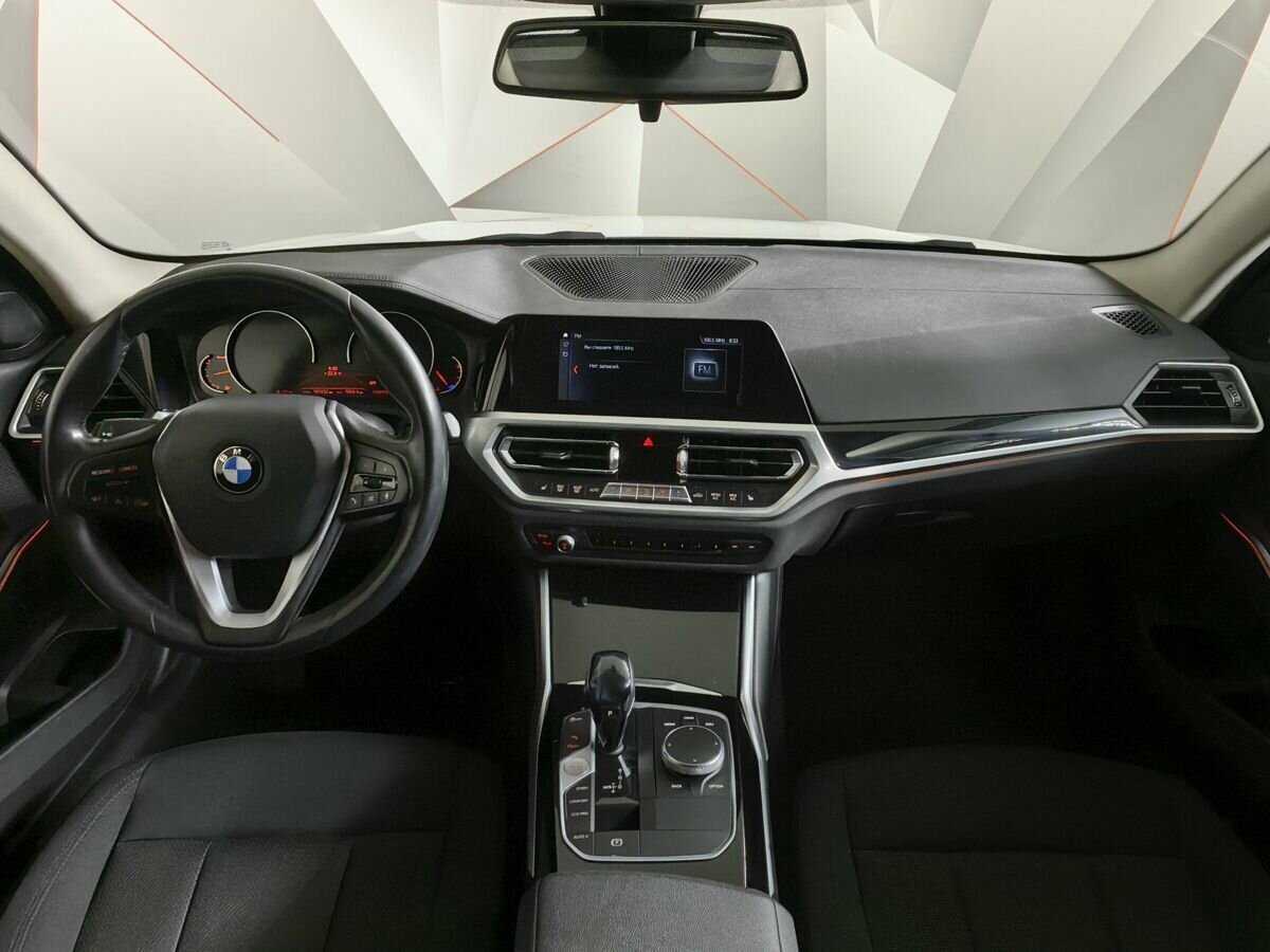 Купить BMW 3 серии 318d, 2020, 107 429 км, фото №10