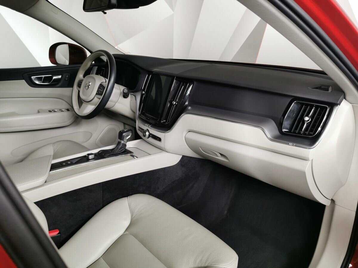 Купить Volvo XC60, 2018, 125 727 км, фото №9