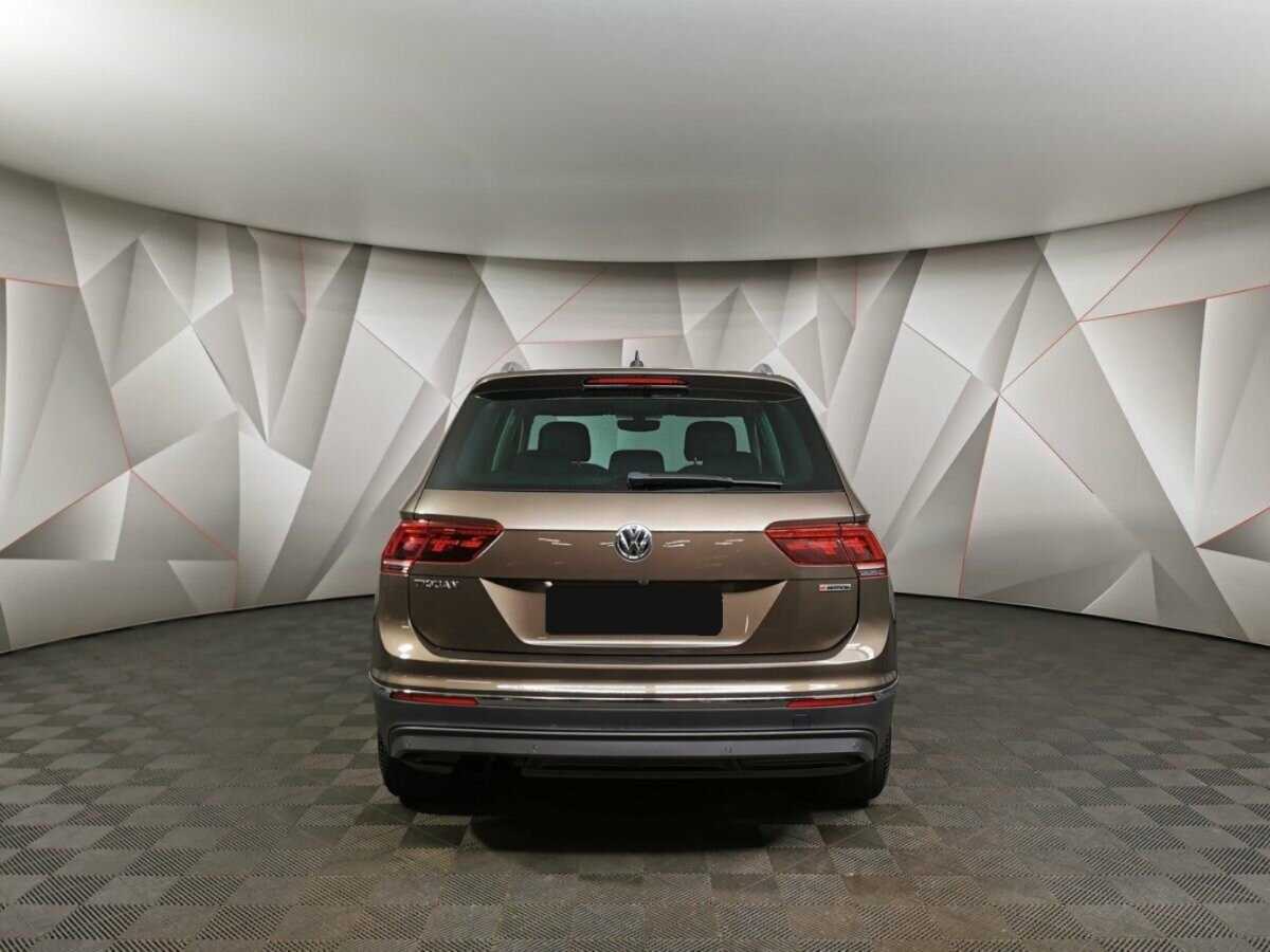 Купить Volkswagen Tiguan, 2018, 65 216 км, фото №8
