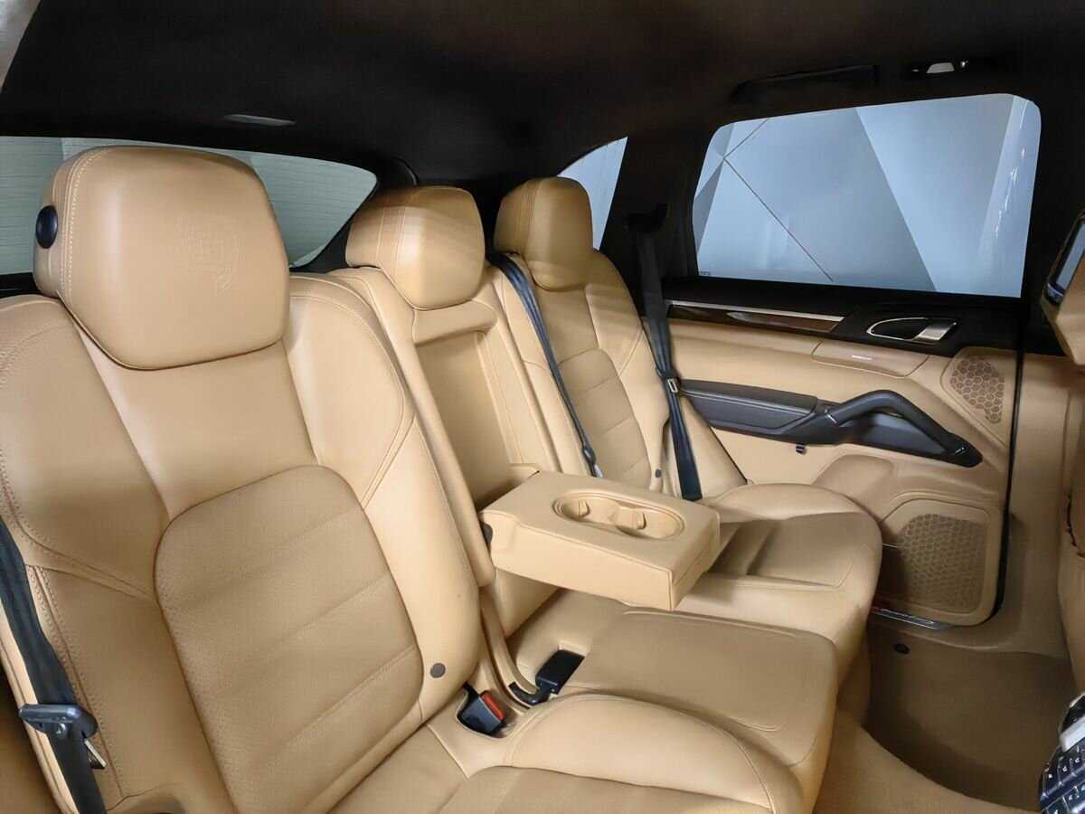 Купить Porsche Cayenne GTS, 2012, 73 794 км, фото №13