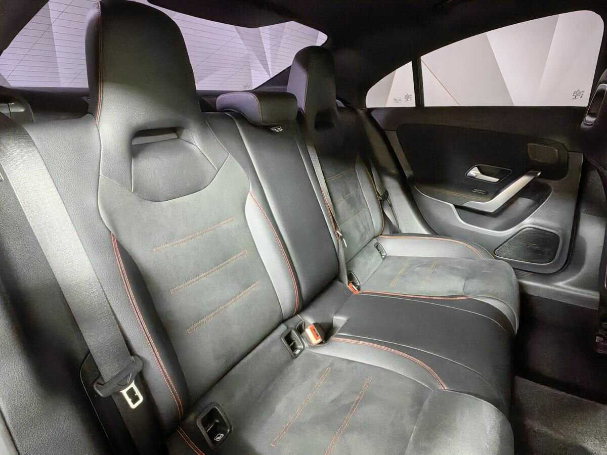 Купить Mercedes-Benz CLA 200, 2020, 59 261 км, фото №13