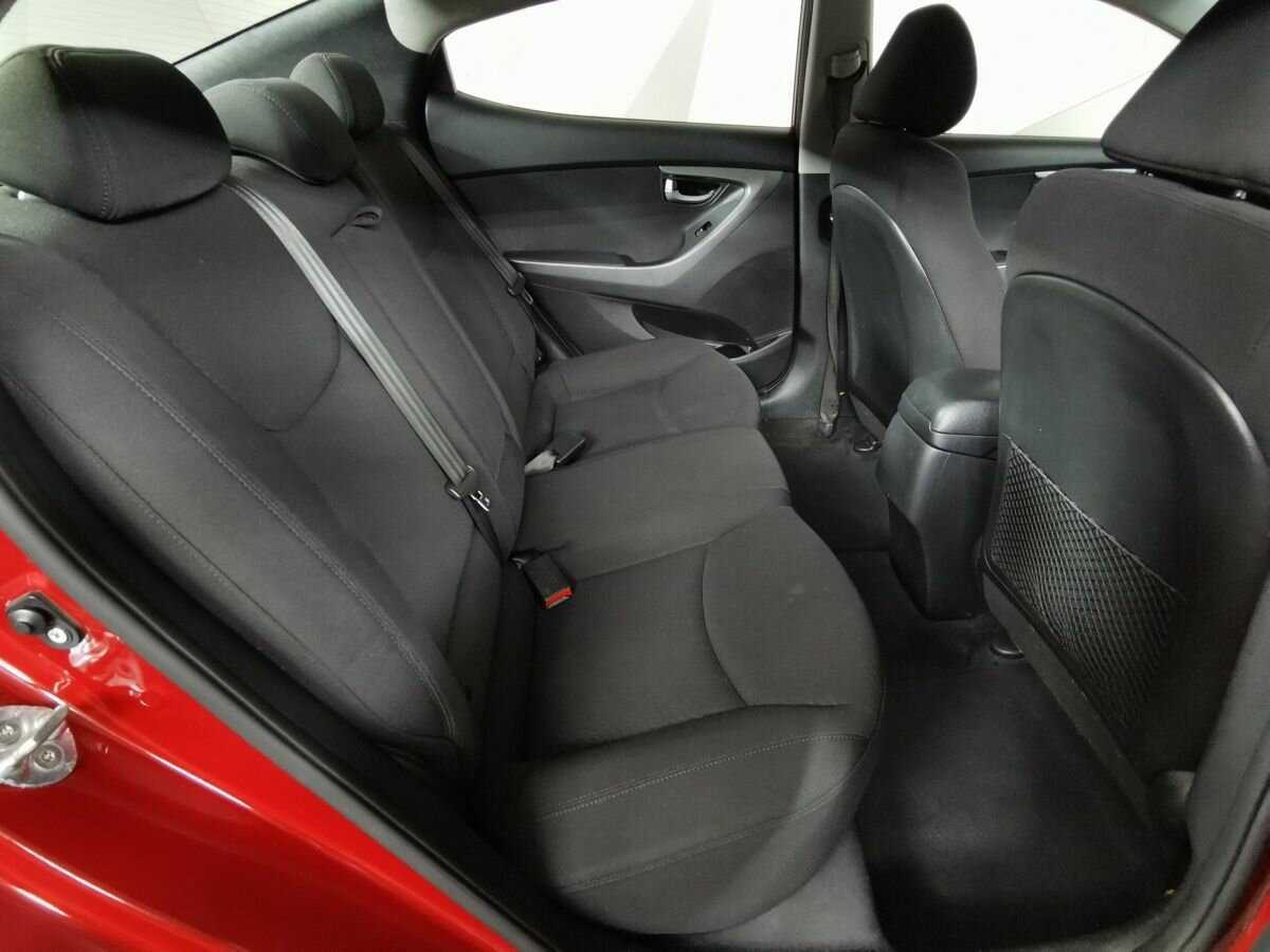 Купить Hyundai Elantra, 2015, 165 120 км, фото №12