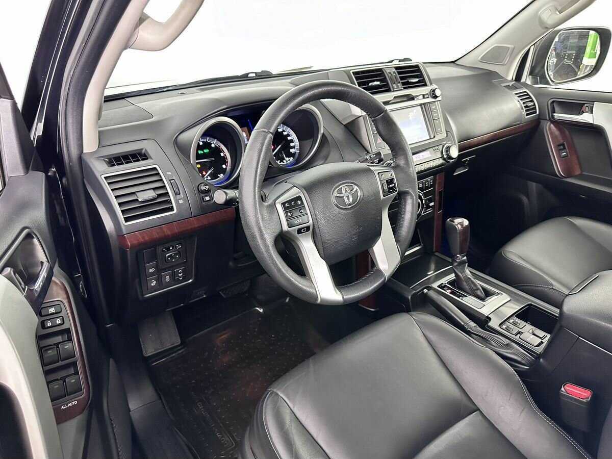 Купить Toyota Land Cruiser Prado, 2017, 41 526 км, фото №7