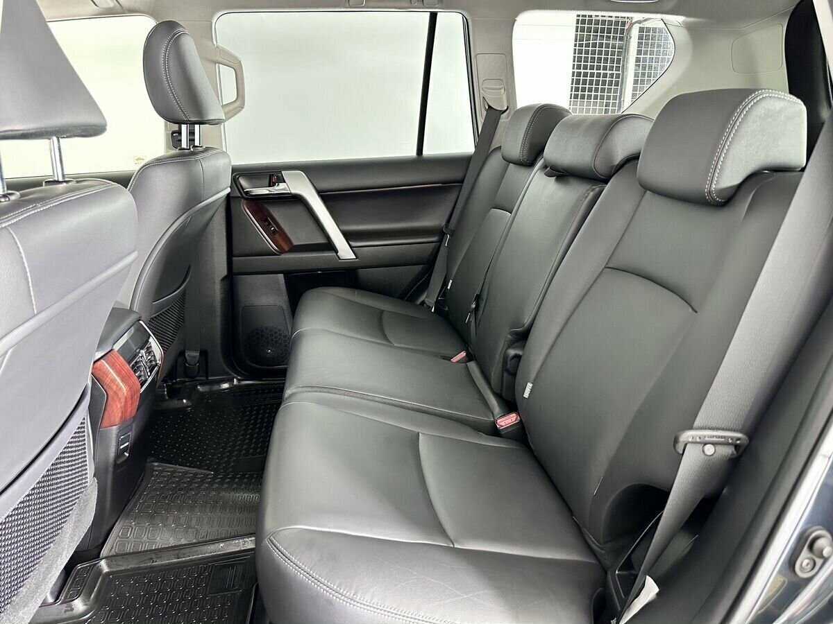 Купить Toyota Land Cruiser Prado, 2017, 41 526 км, фото №19