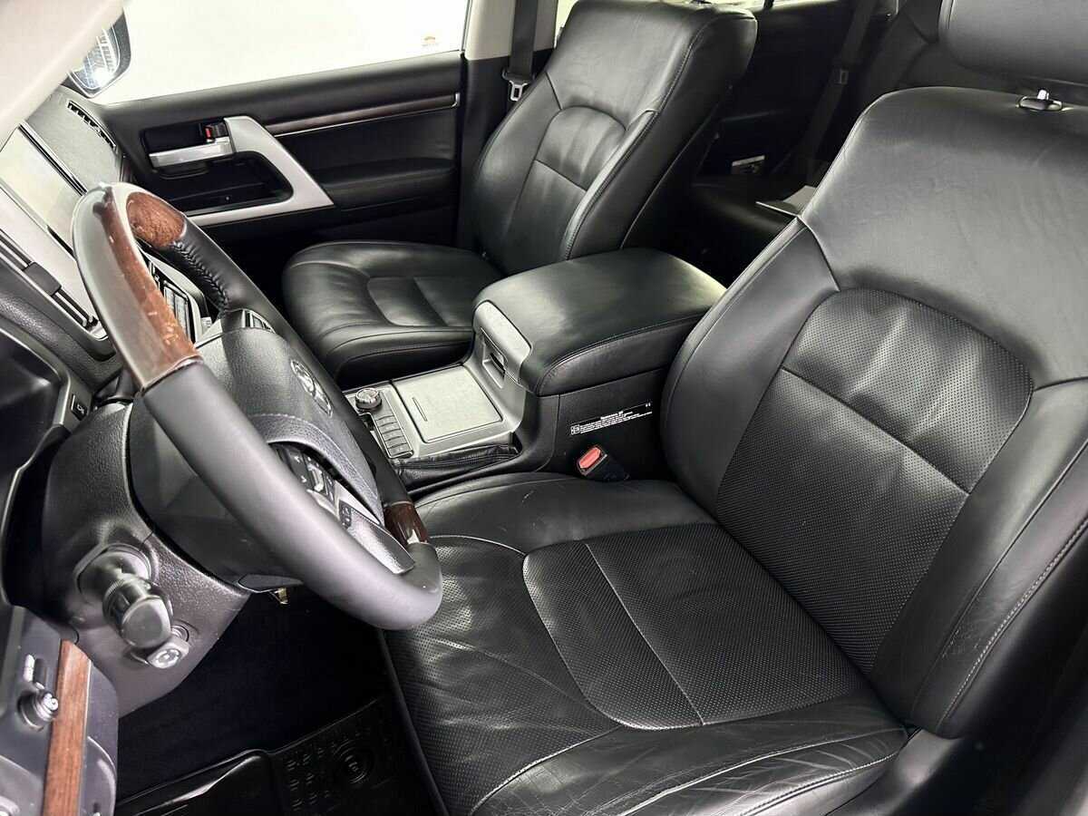 Купить Toyota Land Cruiser, 2017, 182 802 км, фото №8