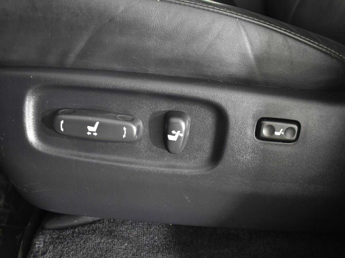 Купить Toyota Land Cruiser, 2017, 182 802 км, фото №17