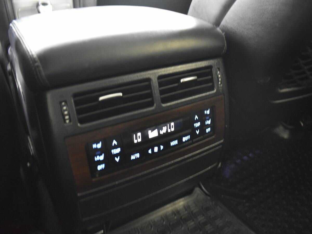 Купить Toyota Land Cruiser, 2017, 182 802 км, фото №18