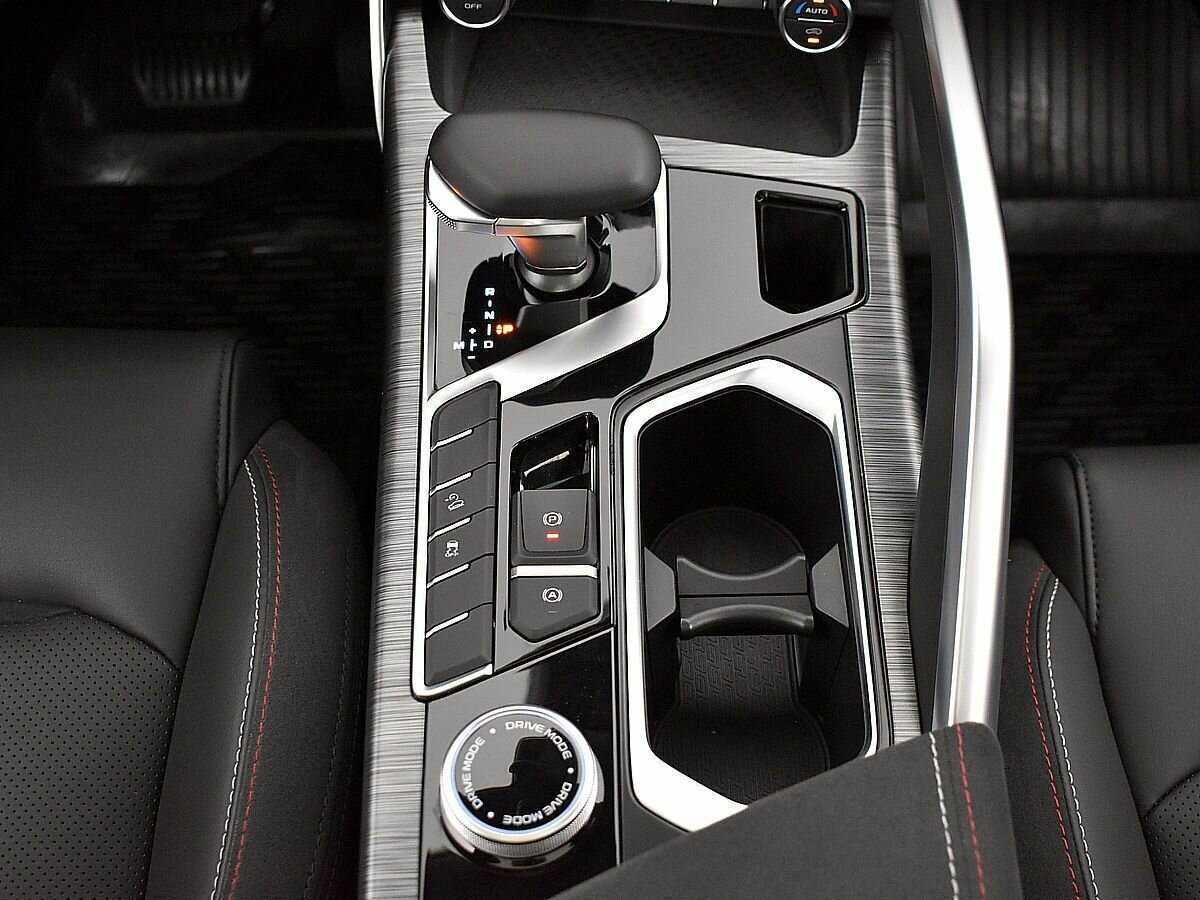 Купить Geely Tugella, 2023, 13 479 км, фото №15
