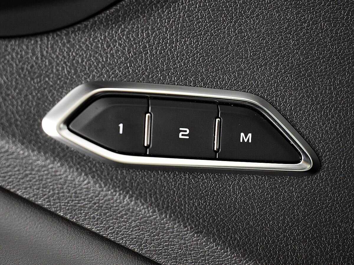 Купить Geely Tugella, 2023, 13 479 км, фото №16