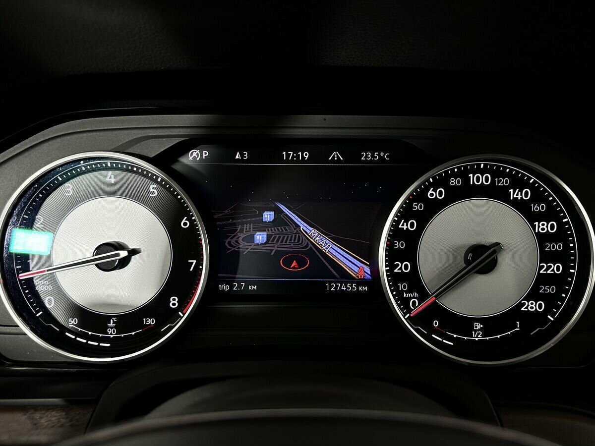 Купить Volkswagen Touareg, 2020, 127 453 км, фото №11