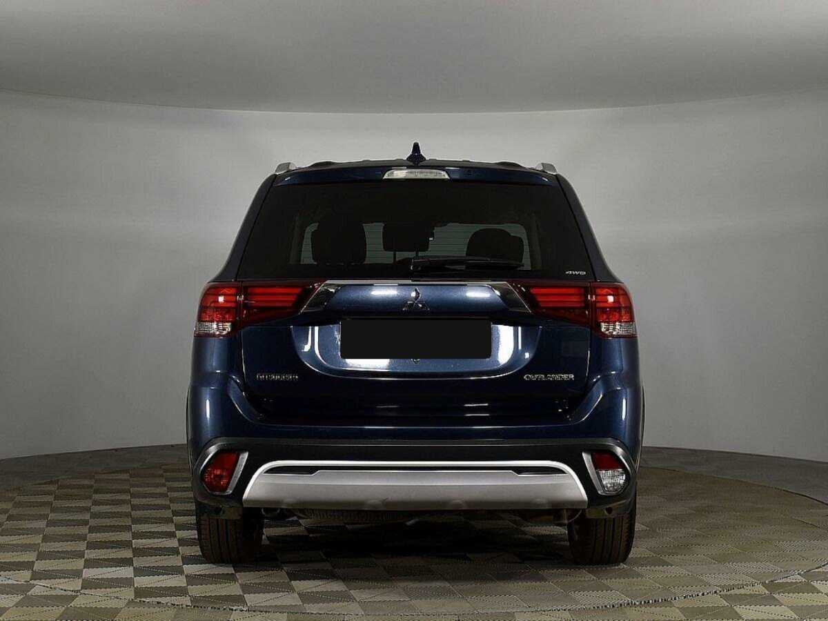 Купить Mitsubishi Outlander, 2018, 150 979 км, фото №4