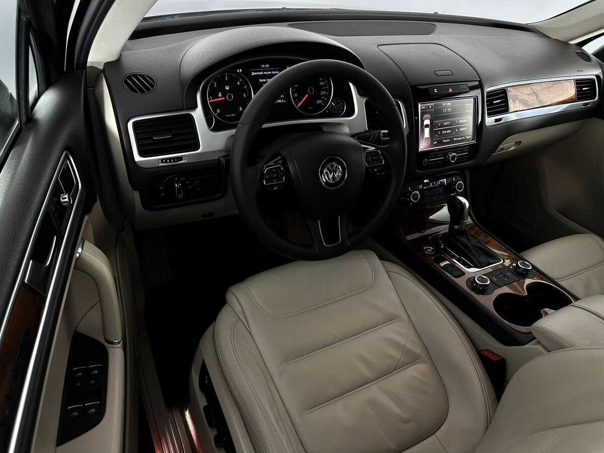Купить Volkswagen Touareg, 2010, 262 216 км, фото №7