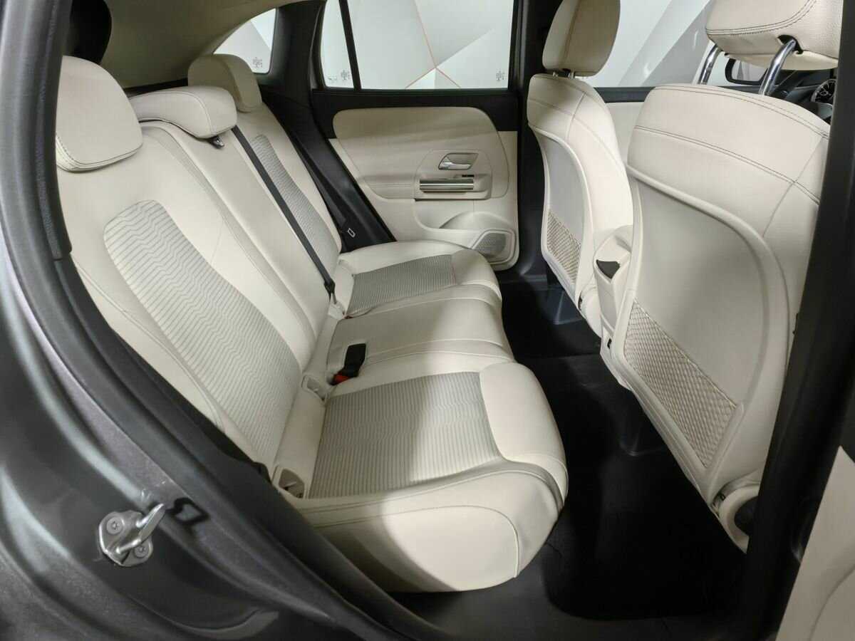 Купить Mercedes-Benz GLA 200, 2020, 59 000 км, фото №12