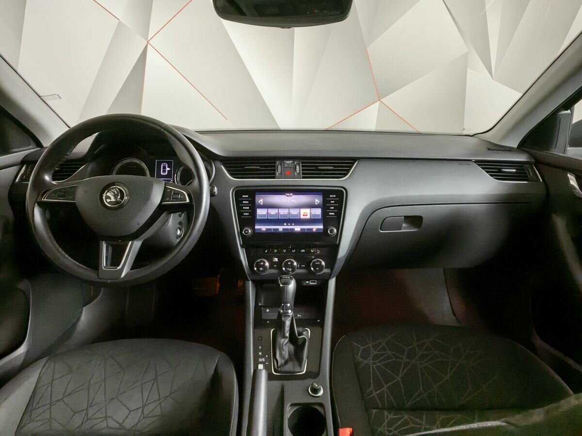 Купить Skoda Octavia, 2019, 69 378 км, фото №10