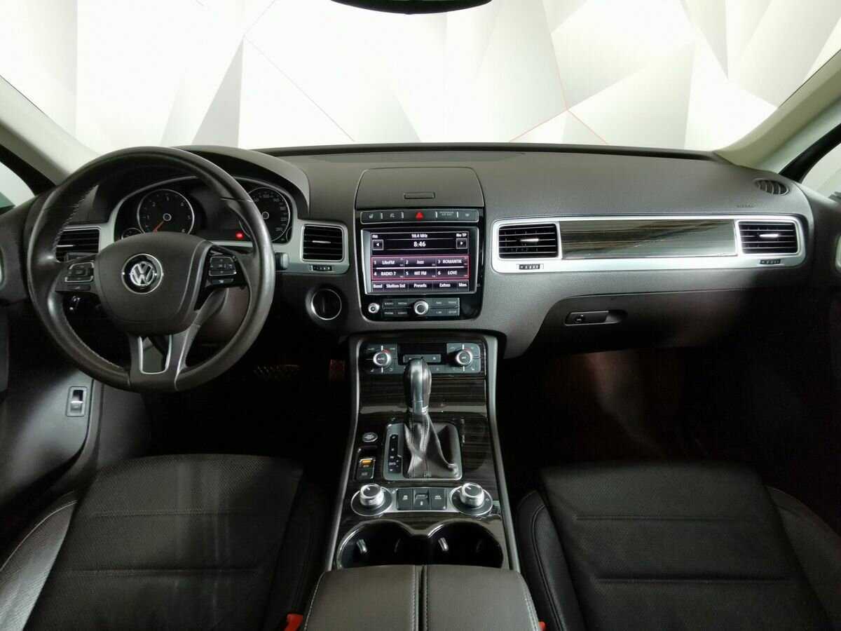 Купить Volkswagen Touareg, 2017, 60 817 км, фото №10