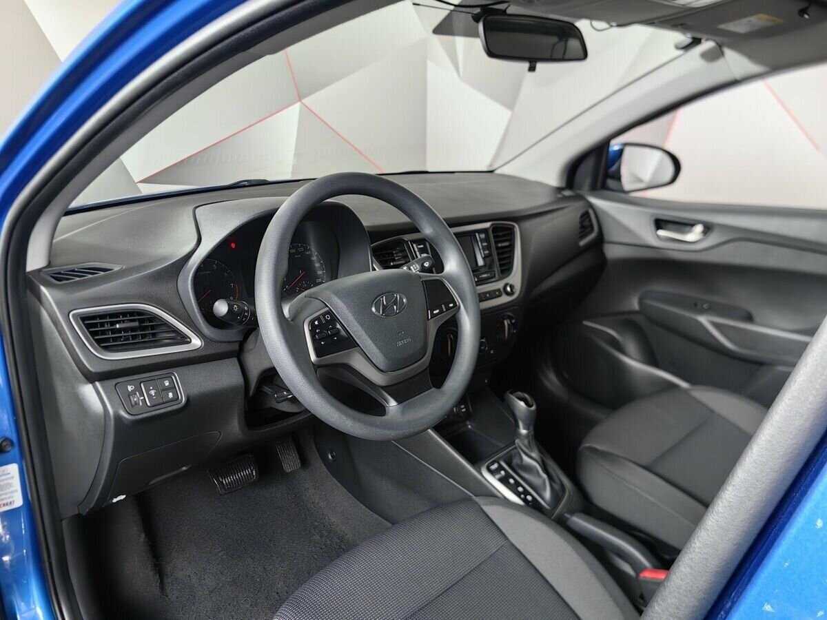 Купить Hyundai Solaris, 2017, 64 021 км, фото №13
