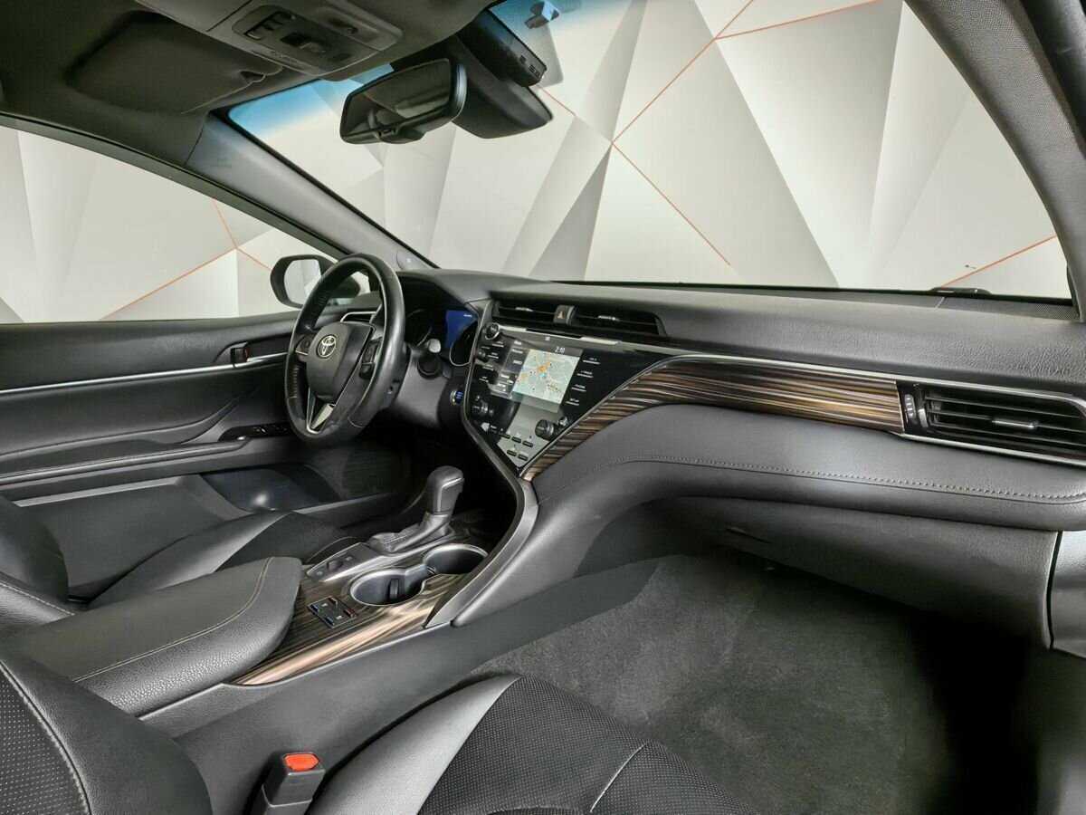 Купить Toyota Camry, 2020, 135 712 км, фото №9