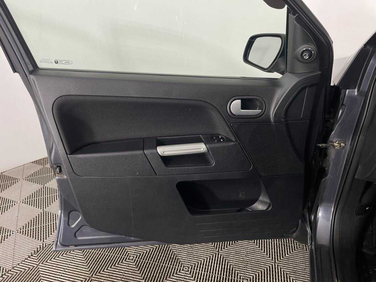 Купить Ford Fusion, 2006, 149 125 км, фото №8