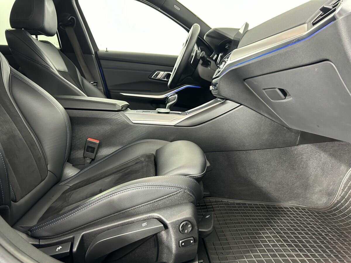 Купить BMW 3 серии 320d xDrive, 2019, 61 118 км, фото №14