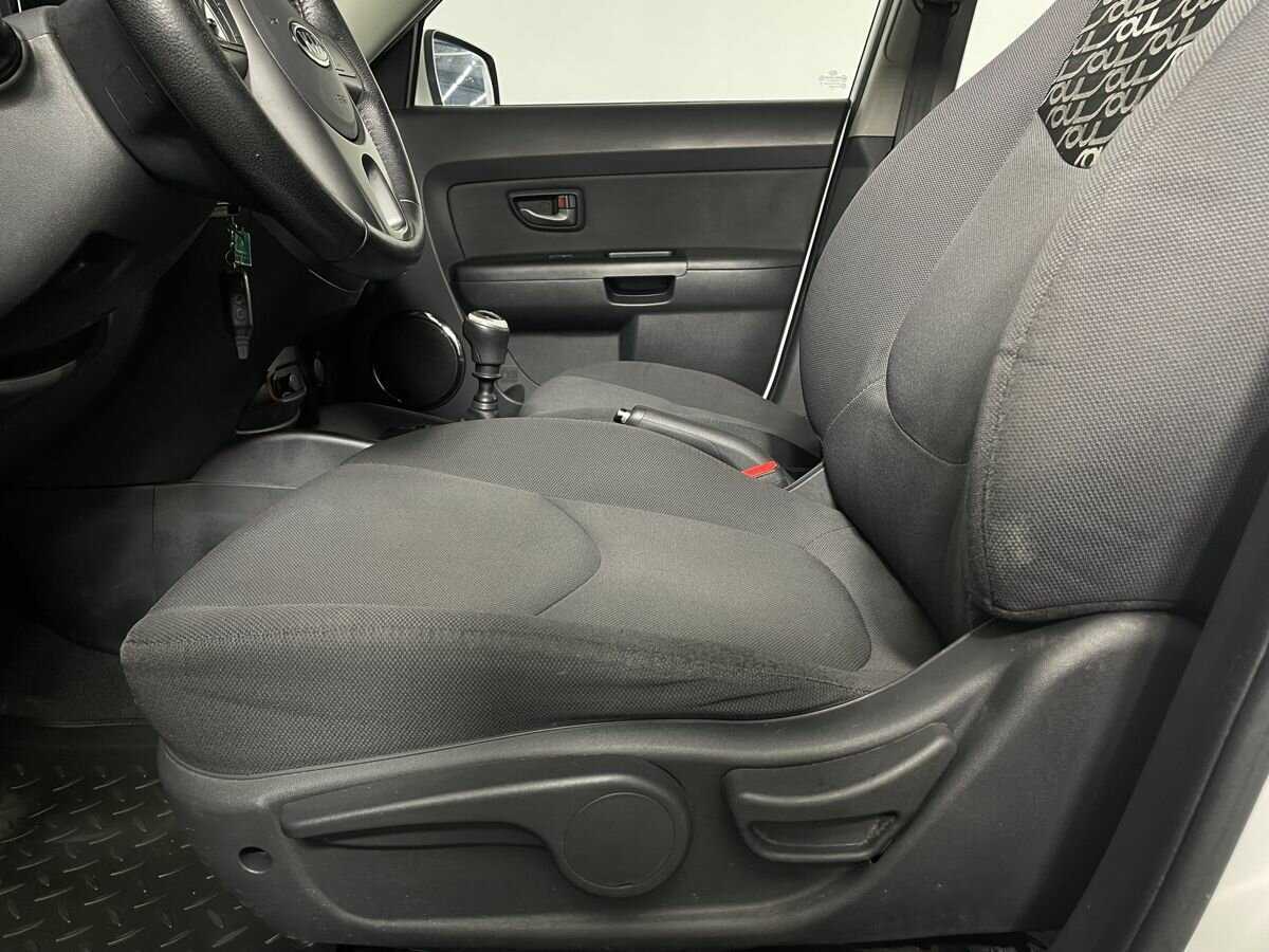 Купить Kia Soul, 2010, 176 532 км, фото №10
