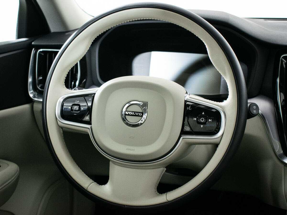 Купить Volvo V60 Cross Country, 2019, 40 533 км, фото №15