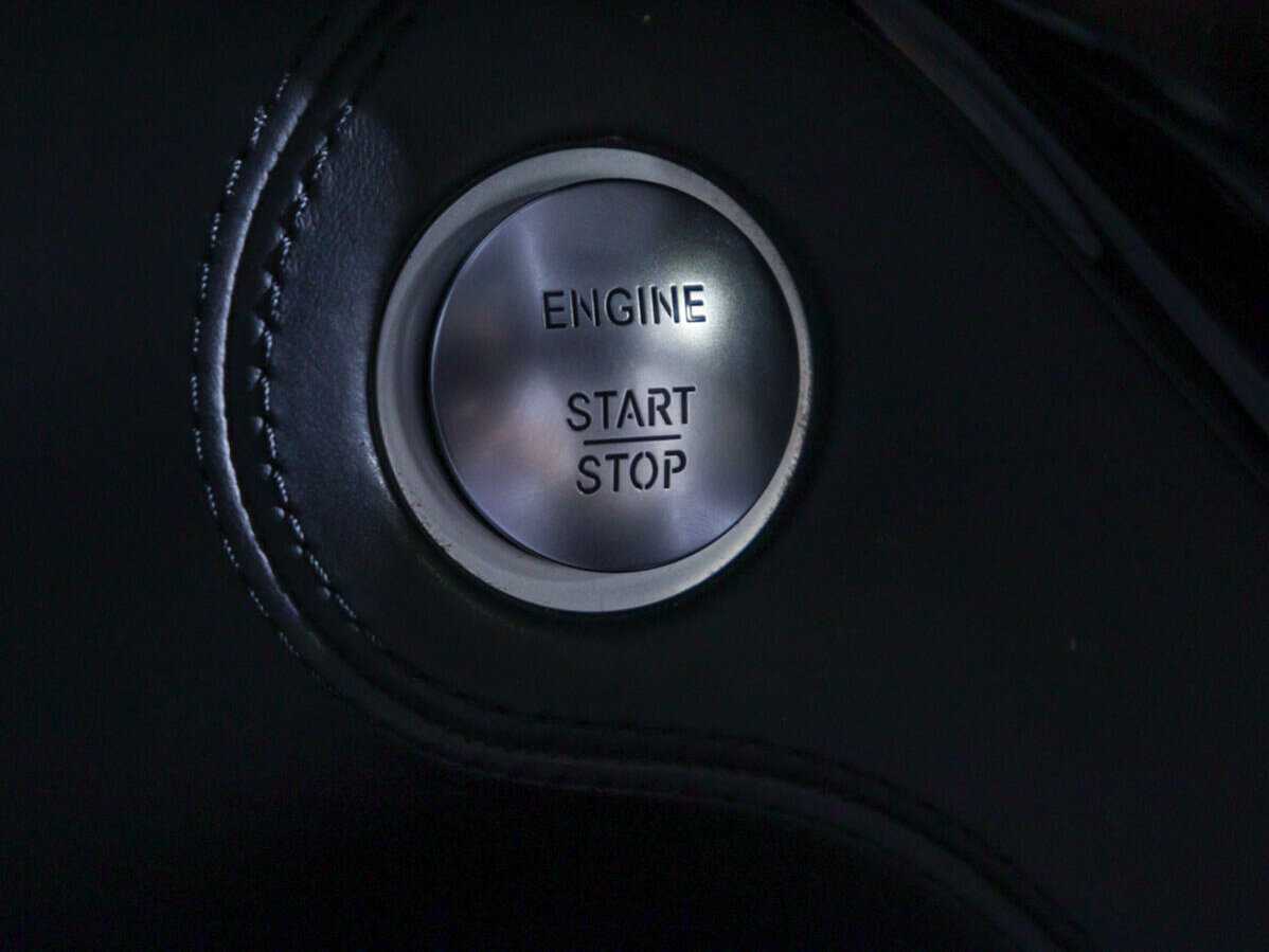 Купить Mercedes-Benz GLS 500, 2016, 211 072 км, фото №28