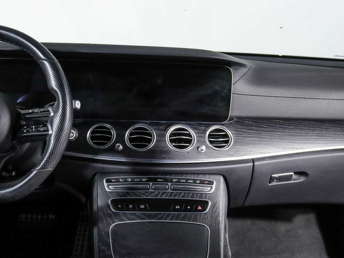 Купить Mercedes-Benz E-Класс 200, 2020, 95 063 км, фото №13