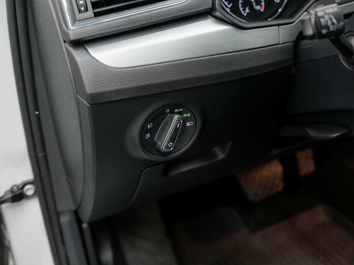 Купить Skoda Superb, 2018, 152 236 км, фото №19