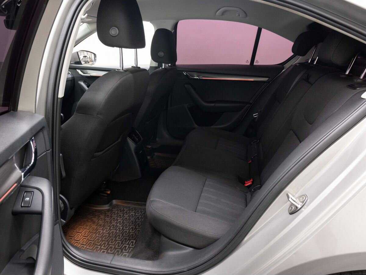 Купить Skoda Octavia, 2017, 182 500 км, фото №9