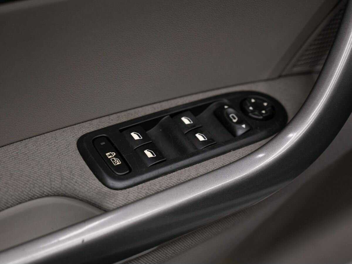 Купить Peugeot 308, 2008, 96 000 км, фото №16