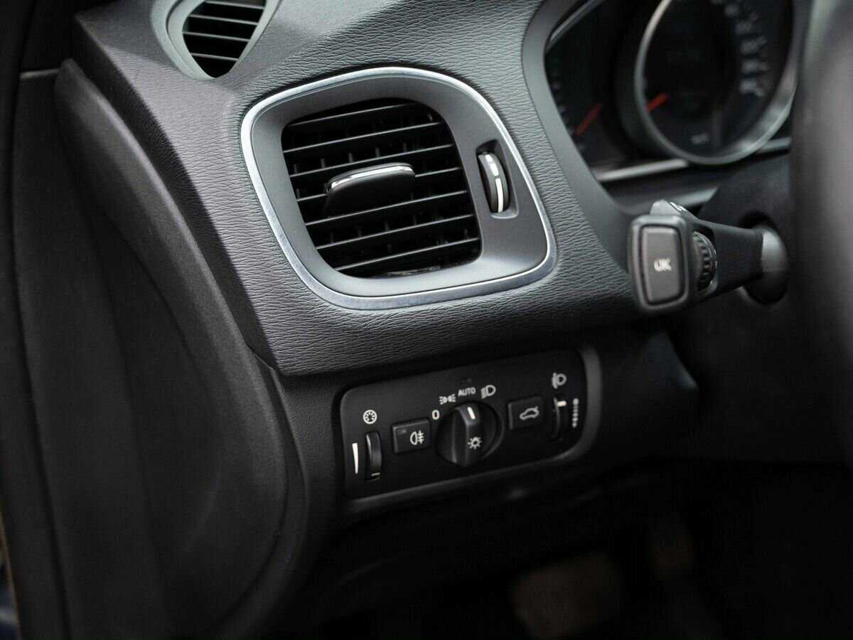 Купить Volvo V40 Cross Country, 2017, 117 000 км, фото №21