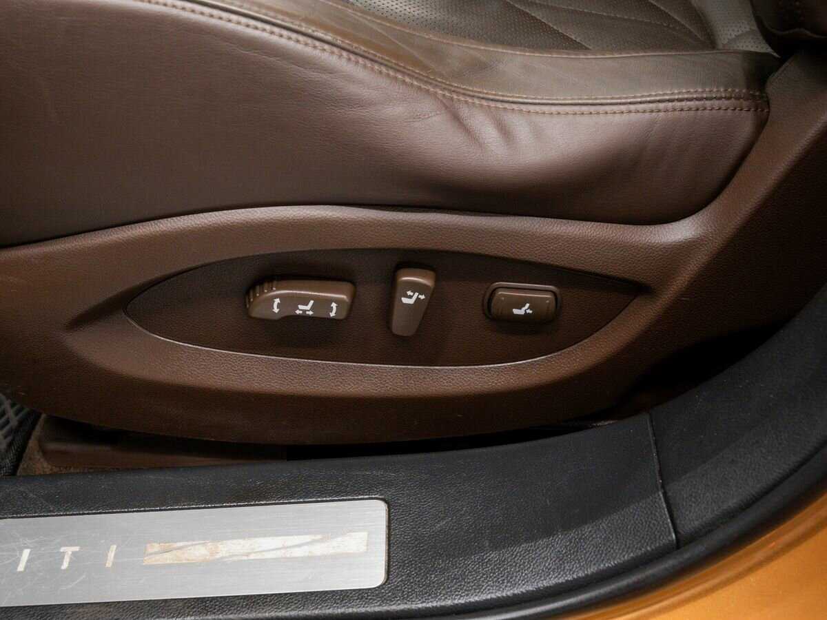 Купить Infiniti FX35, 2009, 174 000 км, фото №16