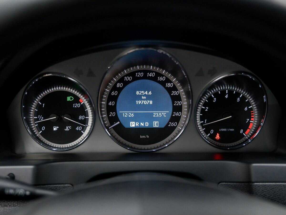 Купить Mercedes-Benz C-Класс 200, 2010, 195 000 км, фото №21