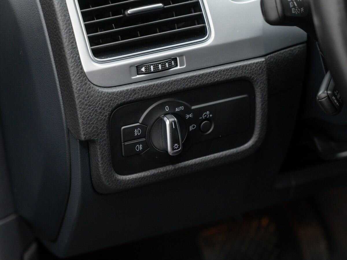 Купить Volkswagen Touareg, 2016, 151 040 км, фото №17