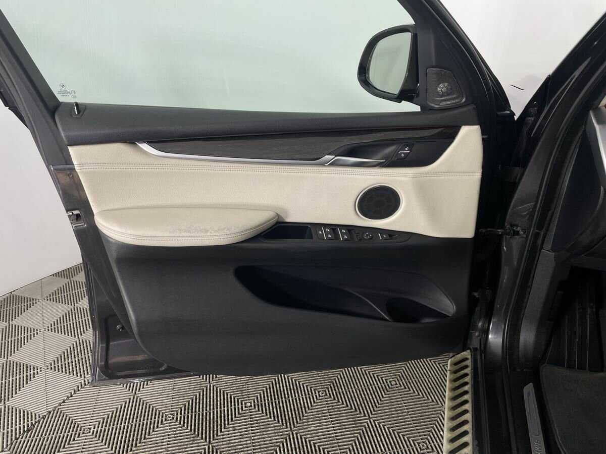 Купить BMW X5 50i, 2013, 149 957 км, фото №8