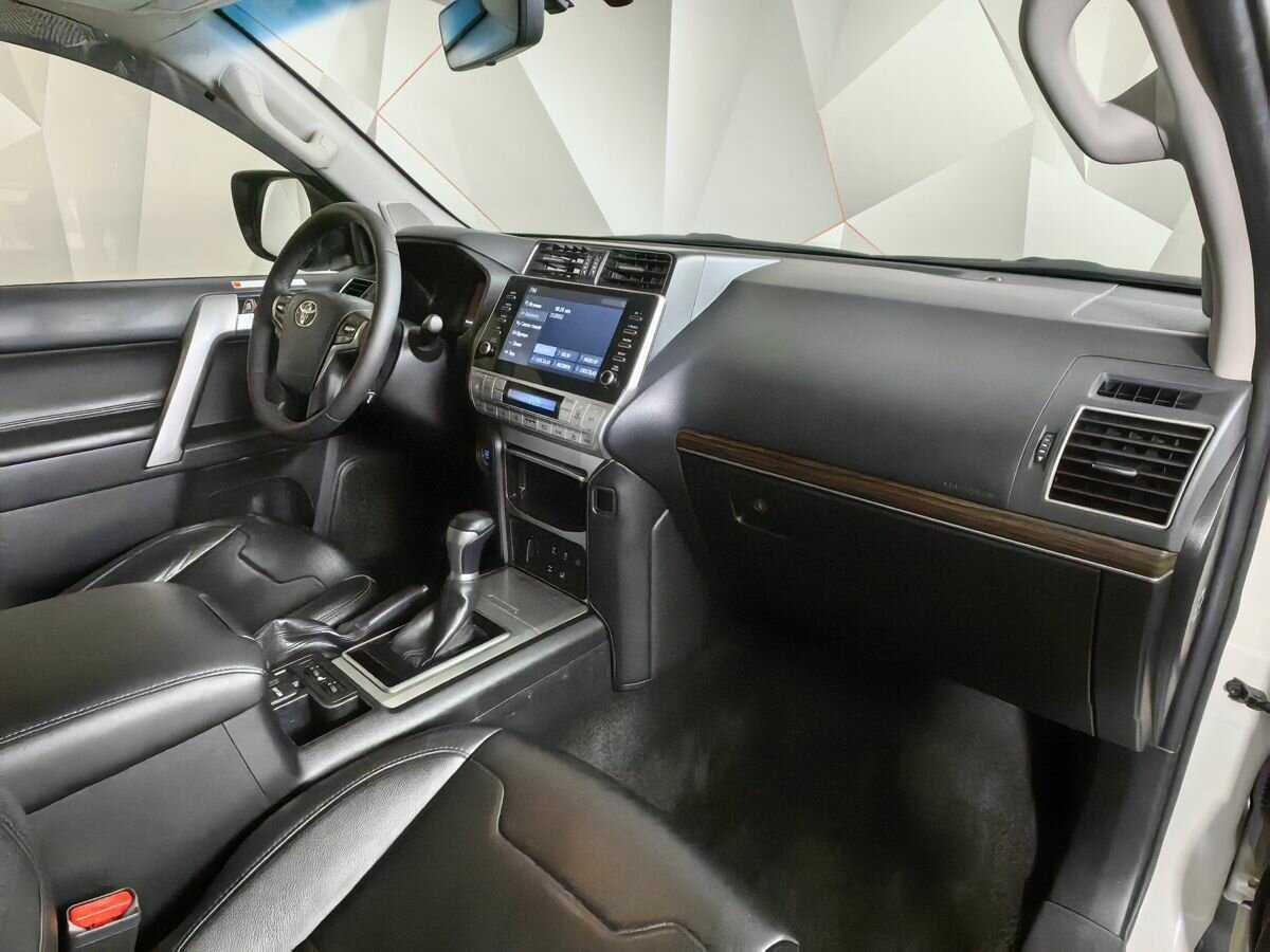 Купить Toyota Land Cruiser Prado, 2020, 199 672 км, фото №9