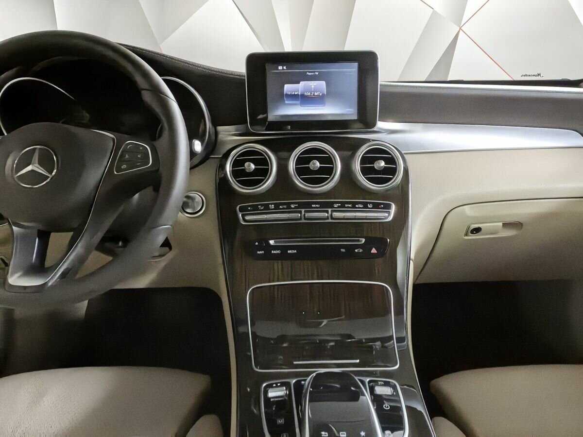 Купить Mercedes-Benz GLC 300, 2016, 135 198 км, фото №11