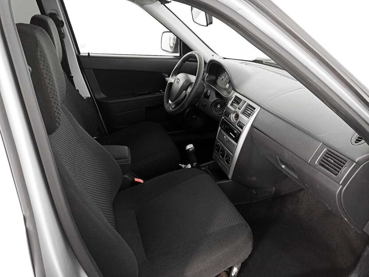 Купить Lada (ВАЗ) Priora, 2012, 147 868 км, фото №9