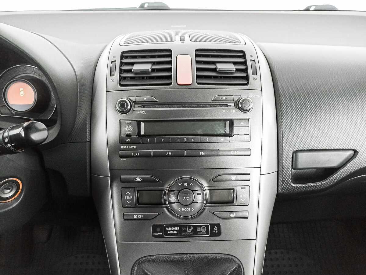 Купить Toyota Auris, 2008, 216 071 км, фото №13