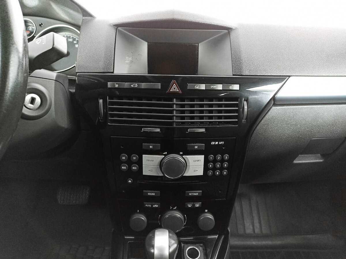 Купить Opel Astra, 2010, 67 783 км, фото №13