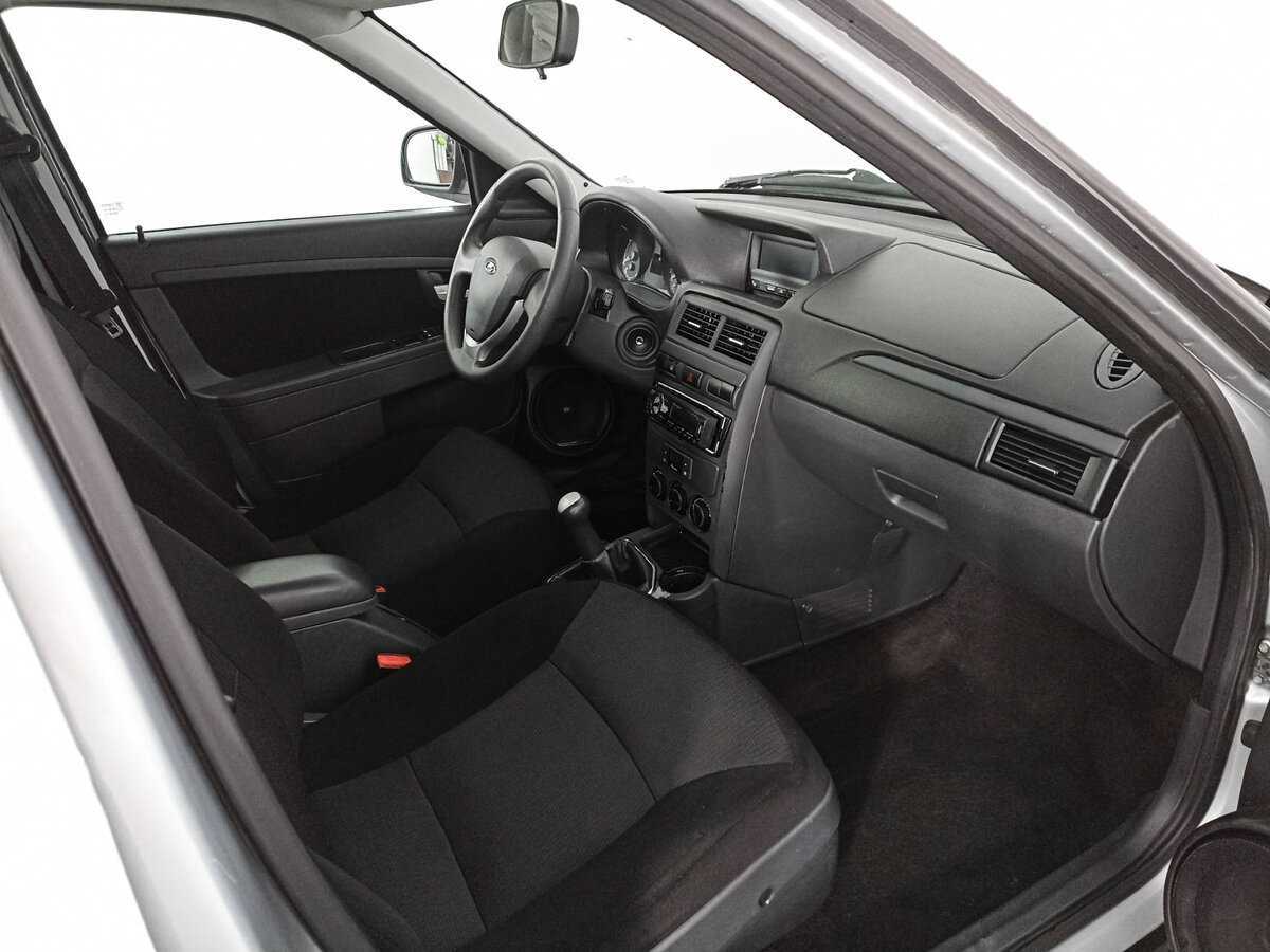 Купить Lada (ВАЗ) Priora, 2014, 123 189 км, фото №9