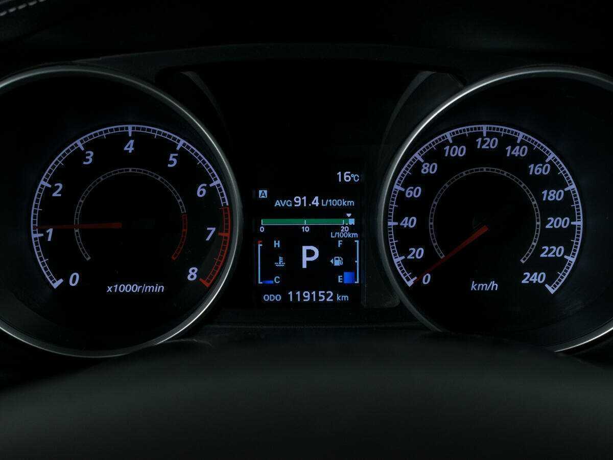 Купить Mitsubishi Outlander, 2010, 119 149 км, фото №9