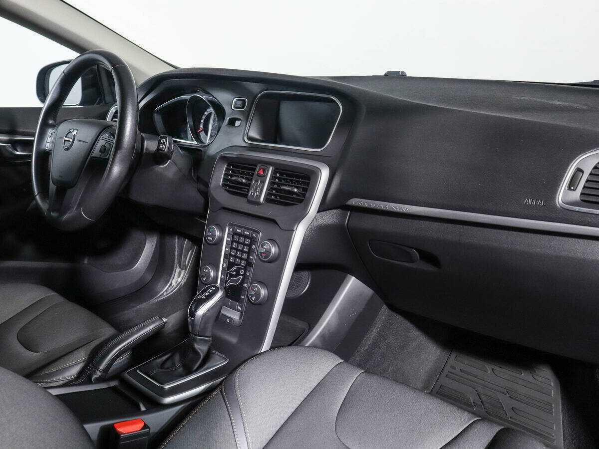 Купить Volvo V40 Cross Country, 2019, 119 824 км, фото №6