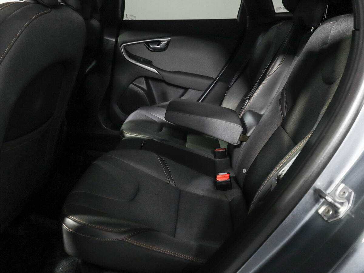 Купить Volvo V40 Cross Country, 2019, 119 824 км, фото №7