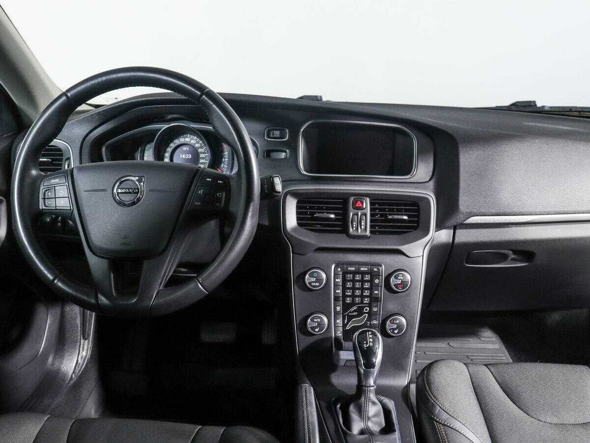 Купить Volvo V40 Cross Country, 2019, 119 824 км, фото №9