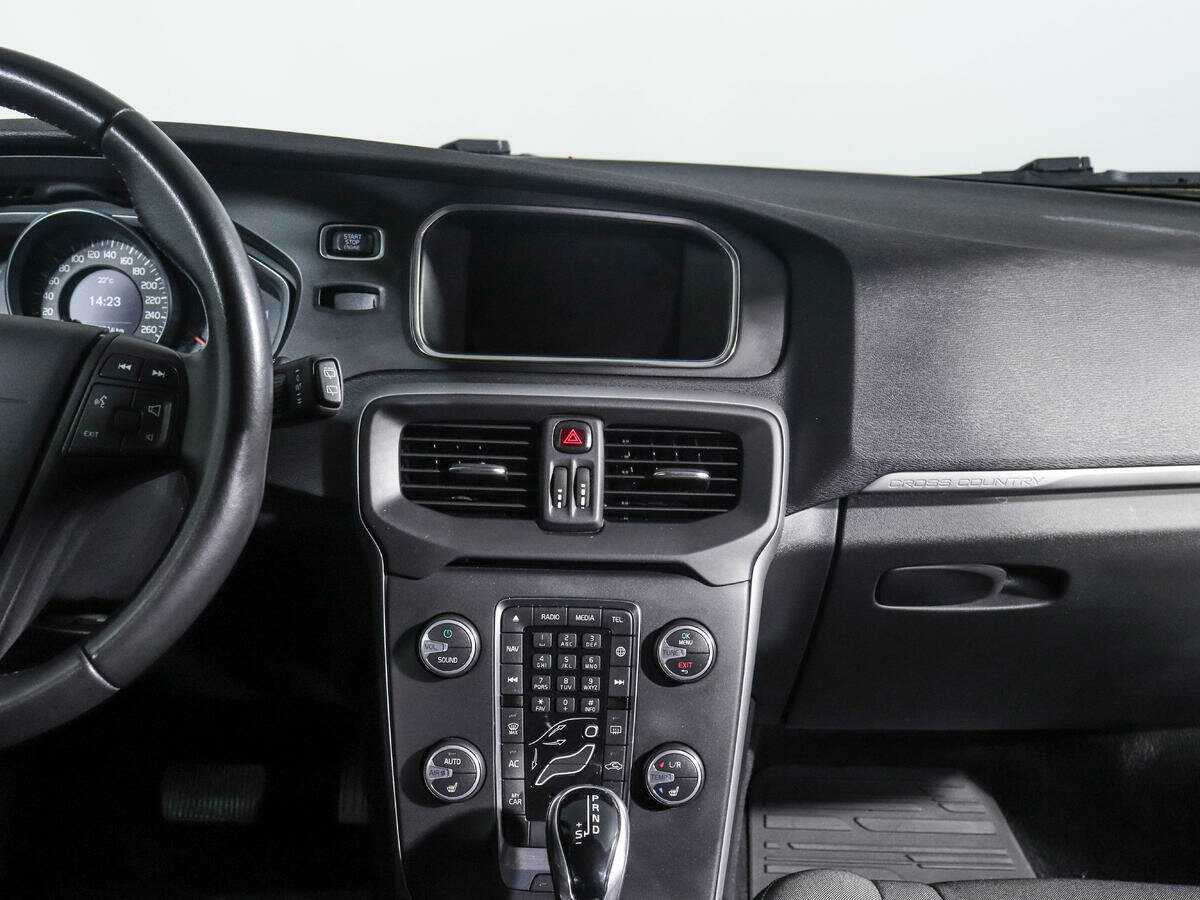 Купить Volvo V40 Cross Country, 2019, 119 824 км, фото №10