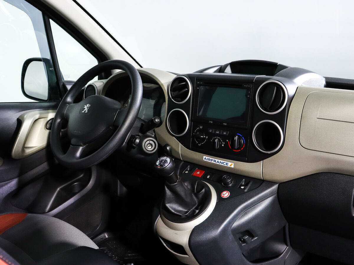 Купить Peugeot Partner, 2016, 97 000 км, фото №9