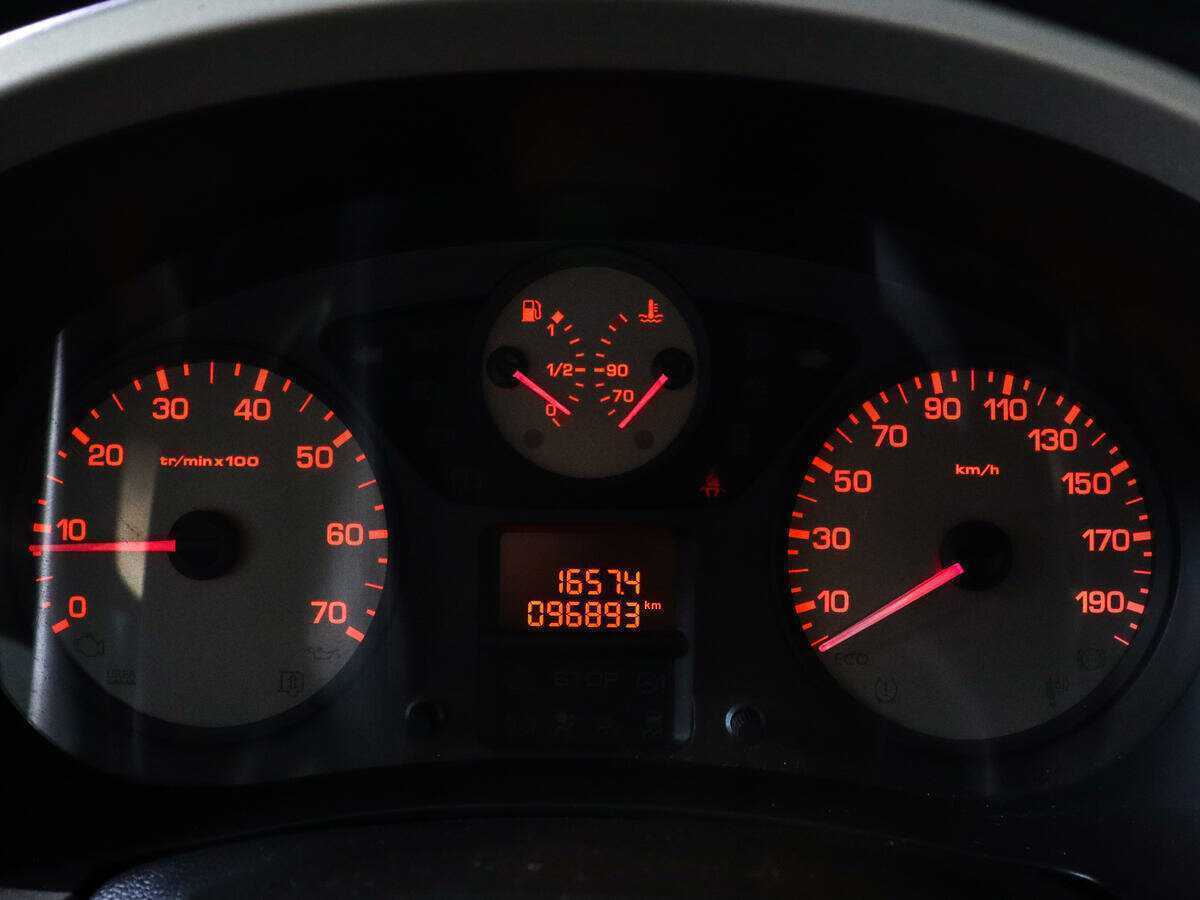 Купить Peugeot Partner, 2016, 97 000 км, фото №11