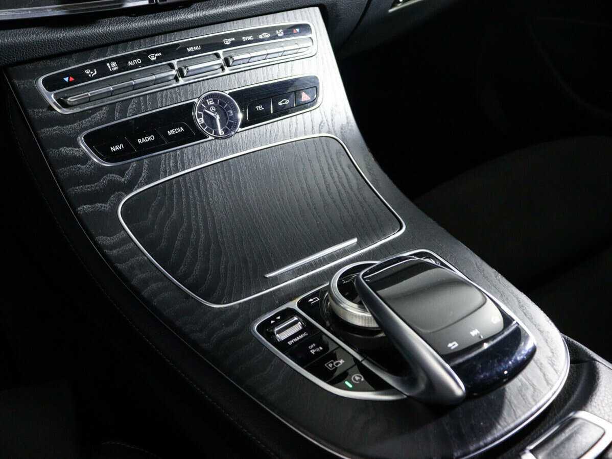 Купить Mercedes-Benz E-Класс 200, 2017, 83 100 км, фото №17