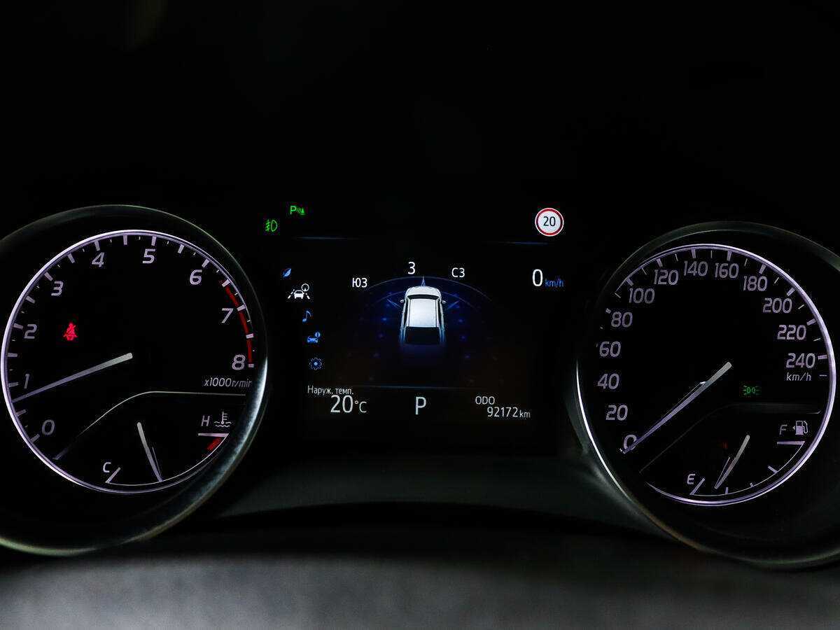 Купить Toyota Camry, 2018, 92 170 км, фото №9